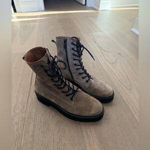 Paul Green Jackson Lug Sole Lace-Up Combat Boot – Tan Leather – US 8 / EU 38.5